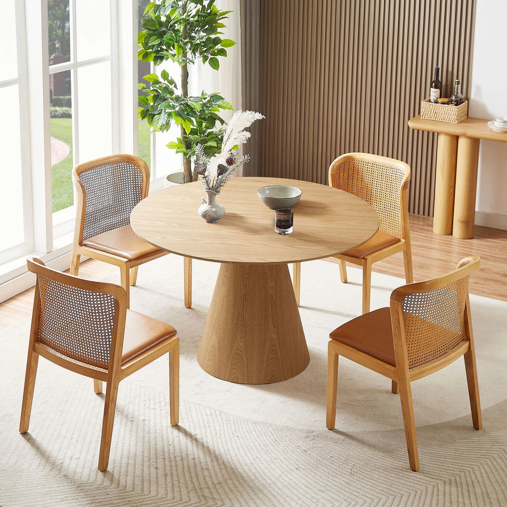 47.24'' Wooden Round Dining Table E511