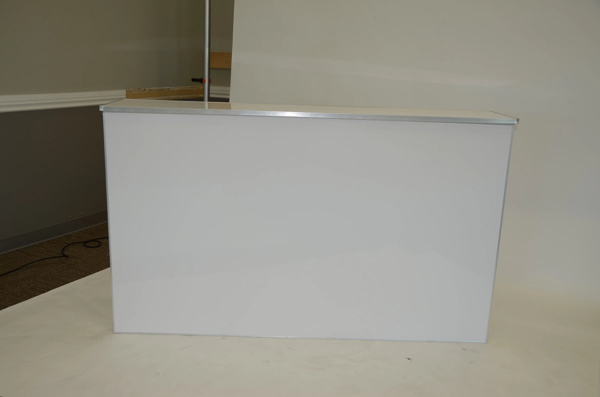 Portable Bar with Handle C82831