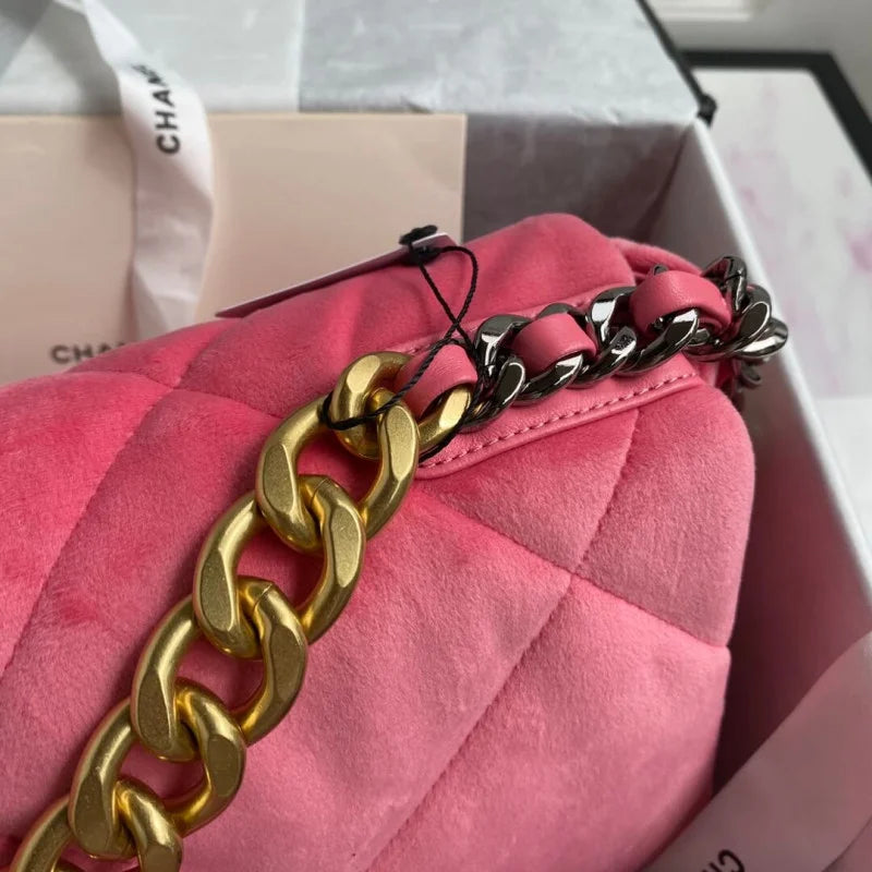 Large Velvet Flap Bag Z977444