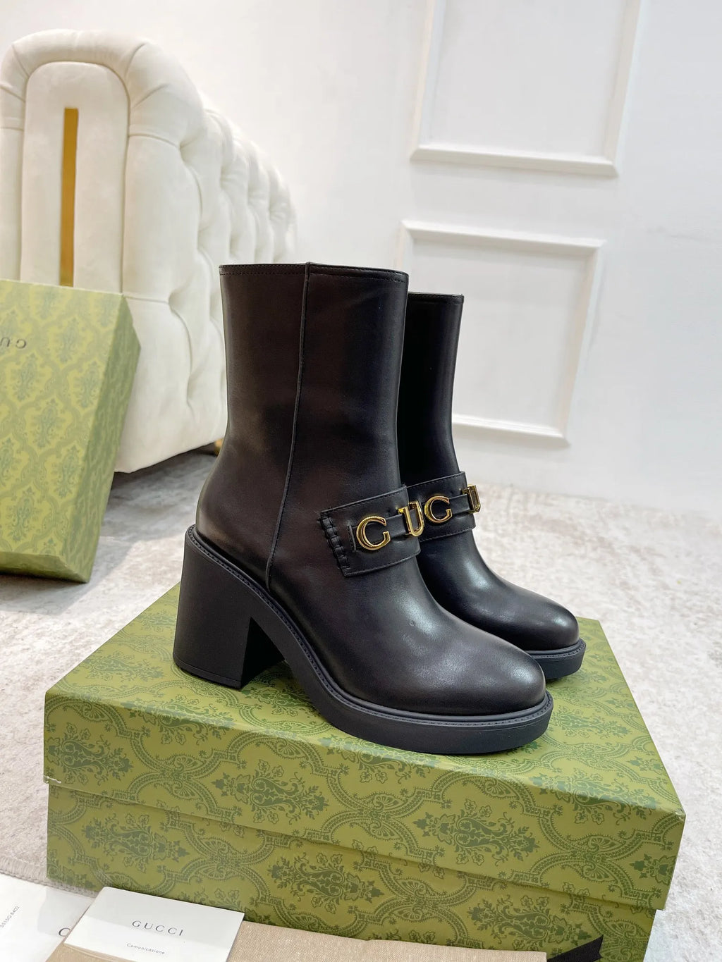 Women Boots U467878