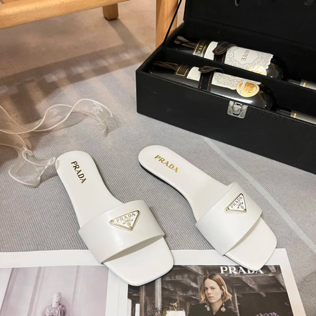 Women Slippers O431171